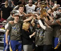 LOL电竞网站-底特律活塞迎NBA总决赛关键赛，关键时刻临场应变，质疑声仍在，细节决定成败的简单介绍