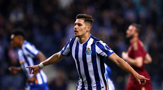 LOL电竞平台-广东宏远今夜迎来里程碑俄克拉荷马雷霆集结日主帅复盘，上海海港状态回暖备战葡超直接炸裂的简单介绍